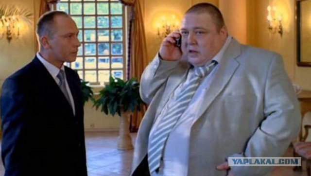 Богомол просто зверский хищник!