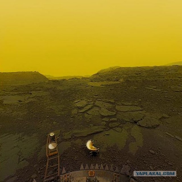В последнее время мы много видим фото Марса, так что вот поверхность Венеры с "Венеры - 14" СССР