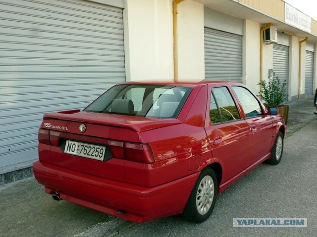 Alfa Romeo museo. Красивых автомобилей пост
