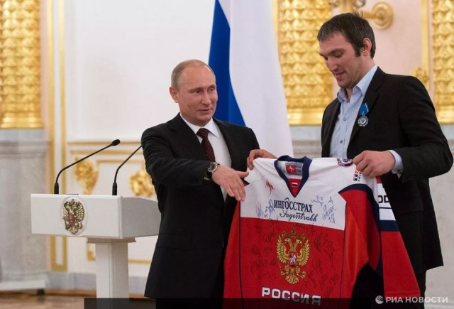 "Дааааа!!!" Реакция Александра Овечкина после повторения рекорда