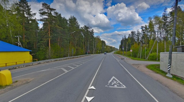 Поворотник показал налево, а повернул направо.