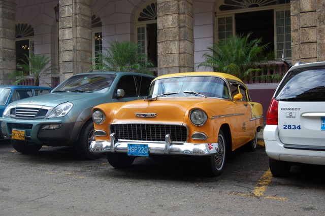 Кубинские дорожные "порнозвезды"