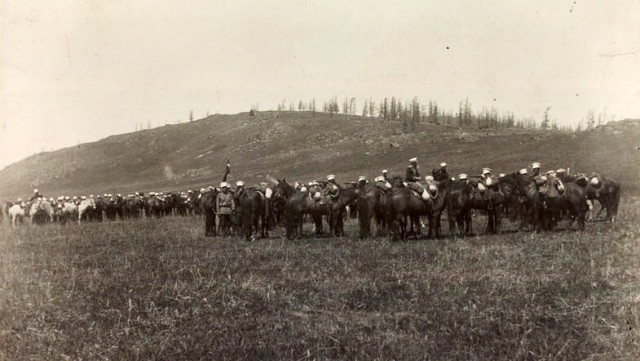 Сибирские казаки на службе и дома. Альбом 1911 года