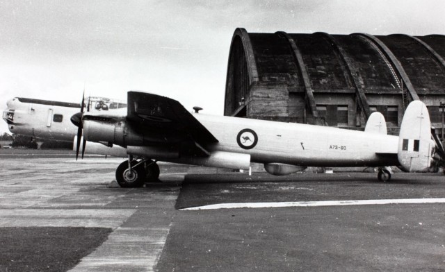 Боевая потеря Avro «Lincoln» ВВС Великобритании 12 марта 1953 года.Уклонился, сбит и никаких линий.