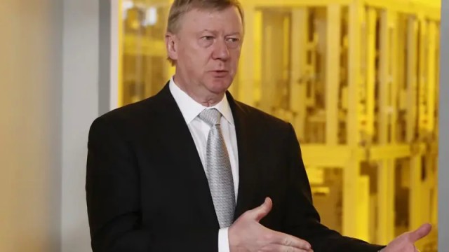 Анатолию Чубайсу присвоили звание Героя Труда «за многолетний добросовестный труд и в связи с 70-летием»