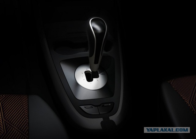 Lada Vesta  без камуфляжа