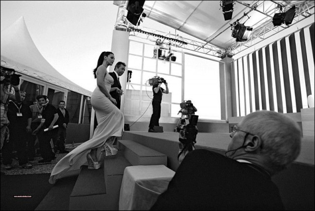 Моника Белуччи, Канны 2003, за сценой