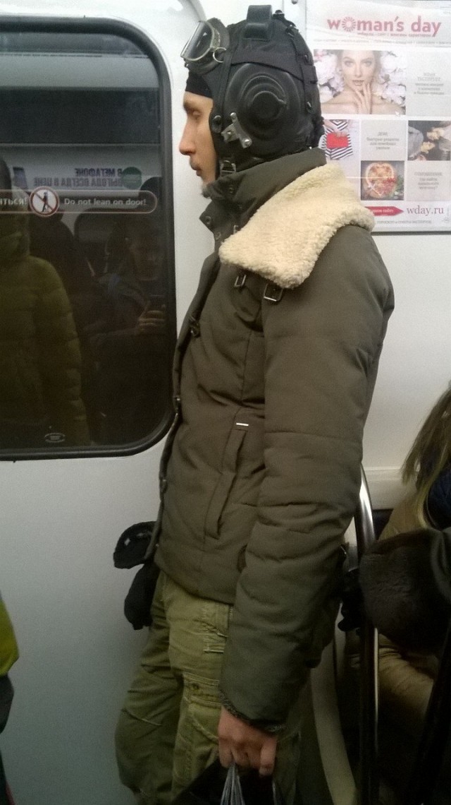 Свежие подземные модники из метрополитена