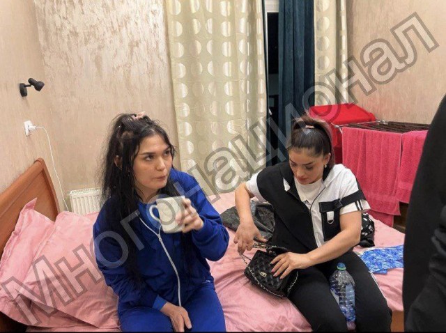 А говорят что мигранты не работают...