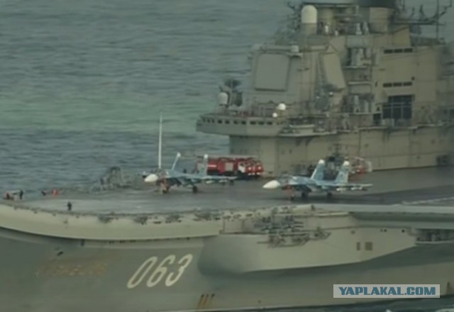 Зачем на борту "Адмирала Кузнецова" трактор с авиадвигателем?