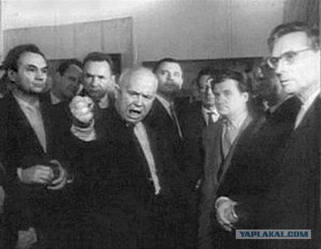 Почему нужно ходить на выставки и в музеи?