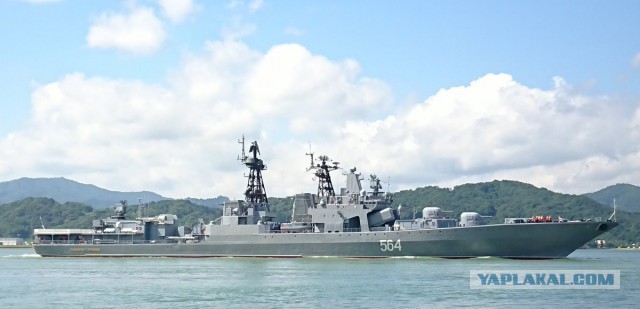 Отряд кораблей ТОФ ВМФ России на военно-морской базе Морских сил самообороны Японии в Майдзуру