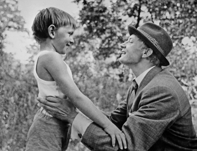 Интересные снимки известных людей. 07.12.23