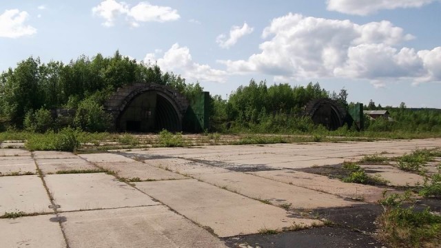 Заброшенный военный аэродром "Переяславка" в 40 км от границы с Китаем