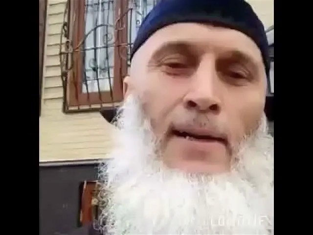 Кому татарочку, пацаны?