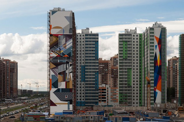 Шашлыки во дворе многоквартирного дома