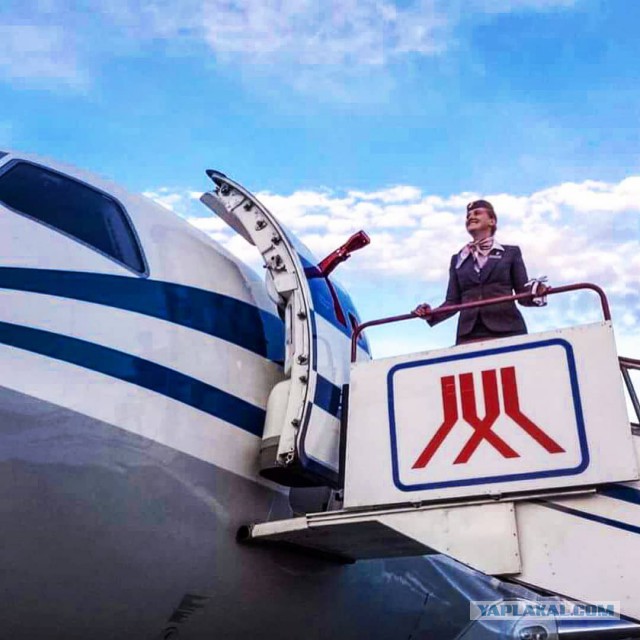 Задаем дурацкие вопросы стюардессе