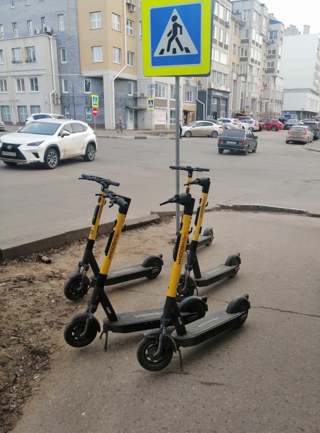 Думаю, что её дочь просто завидует!