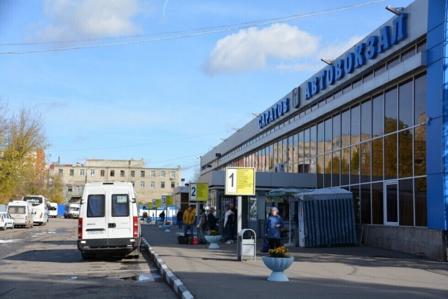 Автостанция в маленьком российском городке