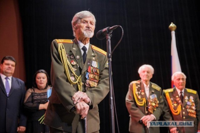 Последний солдат с картины «Минск. 3 июля 1944 год» не смог поехать из Екатеринбурга в Белоруссию. Фото