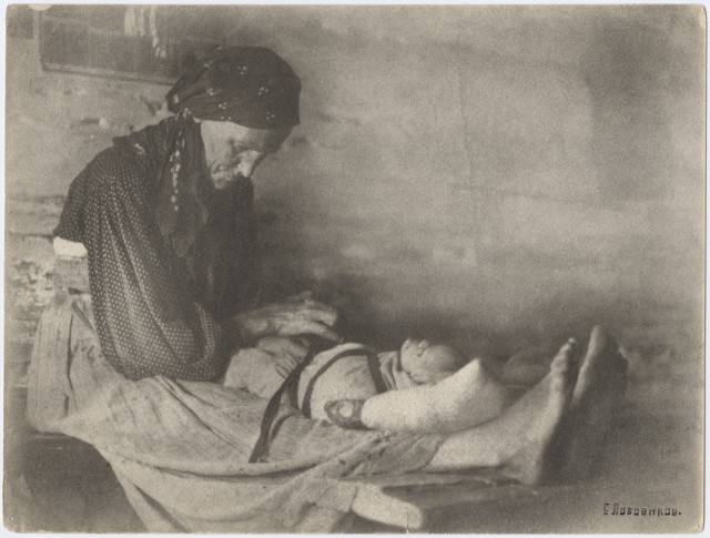 Российская империя в фотографиях. Детство.