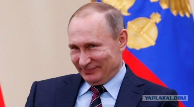 Российские компании массово отменяют индексацию зарплат и урезают бонусы