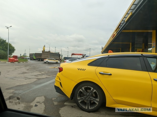 Про очереди на заправках