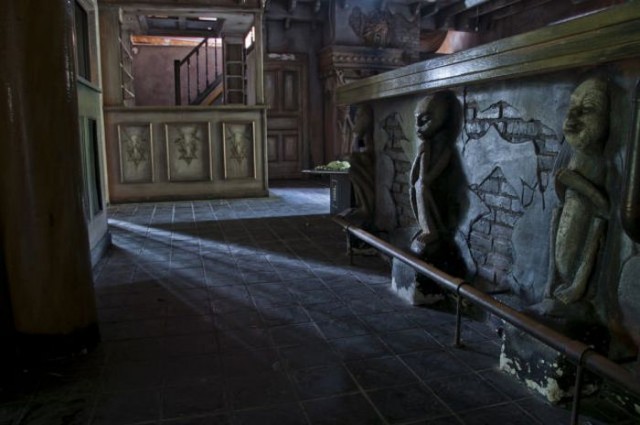 Заброшенный готичный ресторан в Бельгии