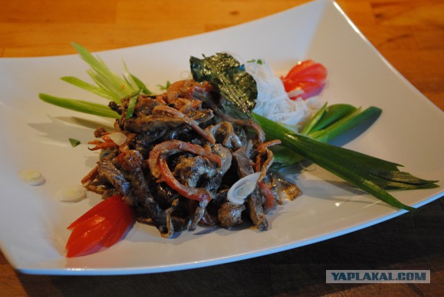 Вкусное обаяние Кулинарии, Повара ЯПа поздравляют милых дам!