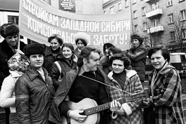 С чего начинается Родина. Юрий Хромушин.Фото.