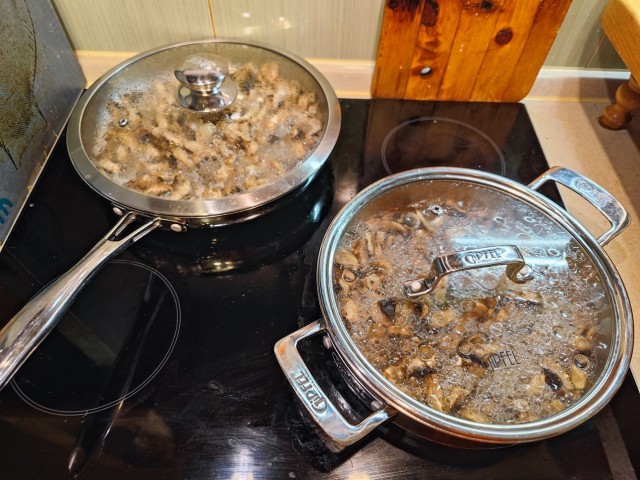 Пирог с мясом (говядина Велингтон)