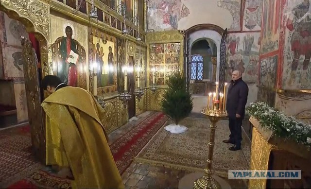 Прямо сейчас Путин в Дербенте вышел к сотням людей