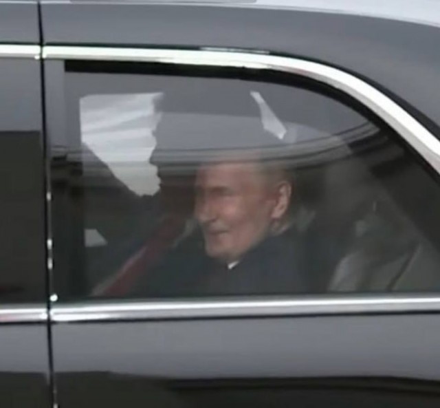 Путин прилетел в Анкоридж