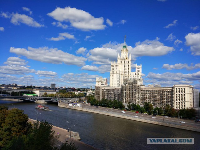 Дом на Котельнической набережной
