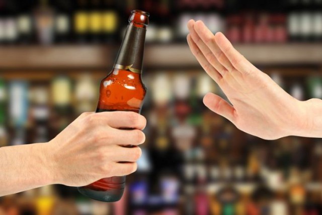 Минздрав заметил двойное сокращение потребления россиянами алкоголя