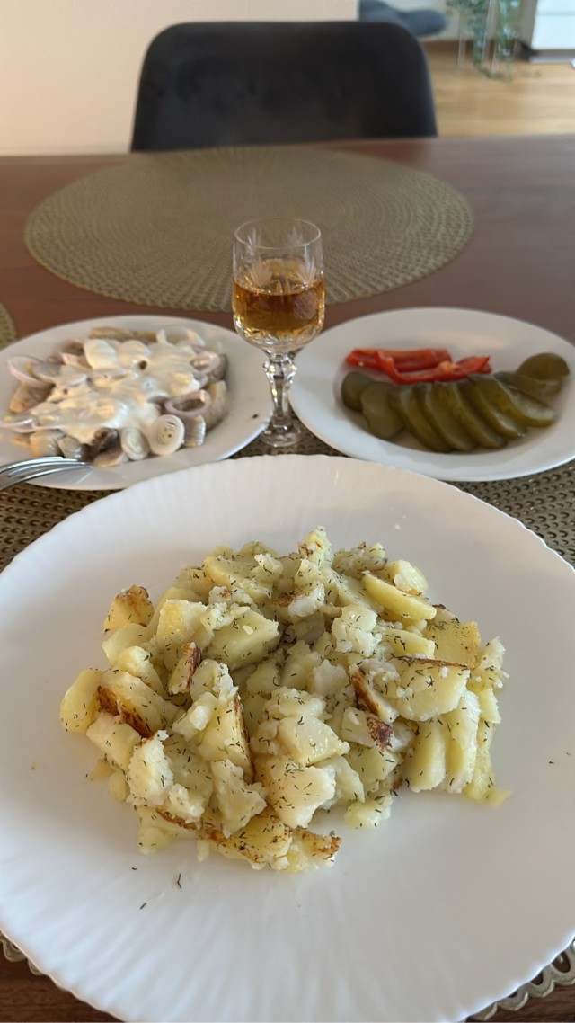 Часто выпиваю. Оцените