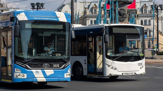 В ЗакСе Петербурга не поддержали запрет мигрантам водить общественный транспорт