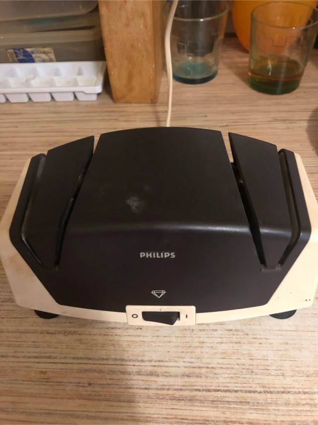 Почему исчез Philips? Бренд, который когда-то был в каждом доме