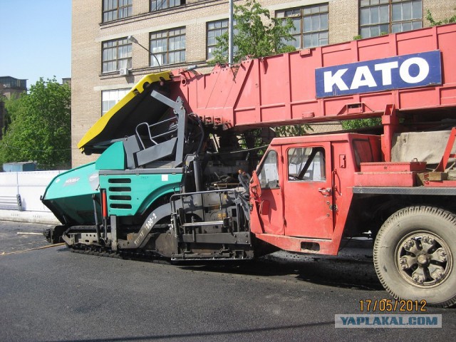 В Бресте перевернулся каток