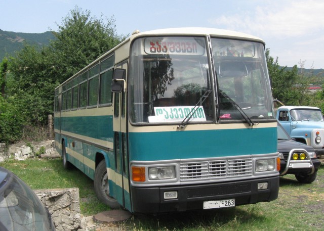Игра на ЯПе: Угадай АВТО-9