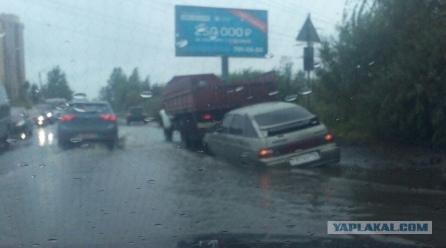 Питер ушел под воду: гидроудары, проспекты-океаны, улицы-реки