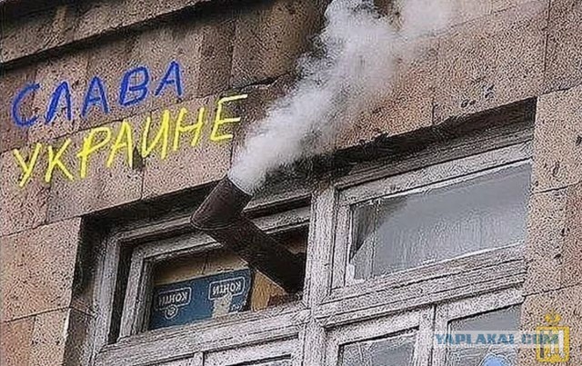 В Белгородской области горит подстанция
