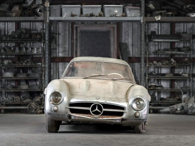 Старый Mercedes, забытый в сарае на полвека, оценили в 6 миллионов долларов