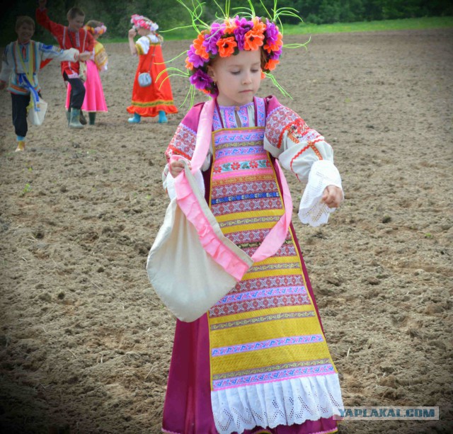 Славянки