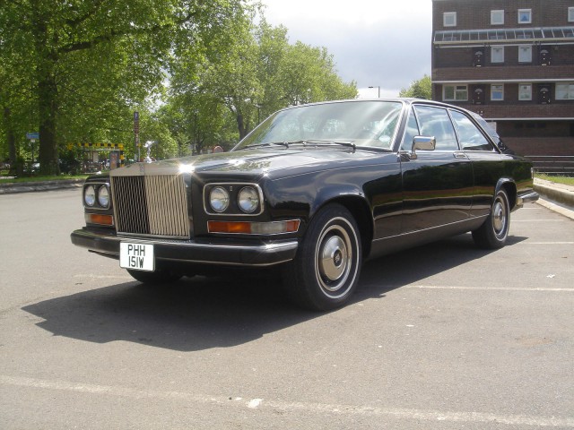 Rolls Royce Camargue.