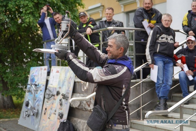Крымчанин на старом «Иже» добрался до Магадана