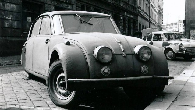 1934 Tatra T77. Автопятница №25