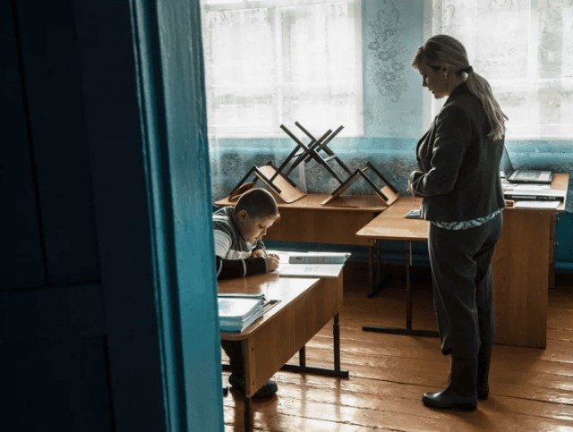 Работаю сельским учителем 15 лет. Вот 7 причин, почему российское образование катится в пропасть. Честно о своем опыте