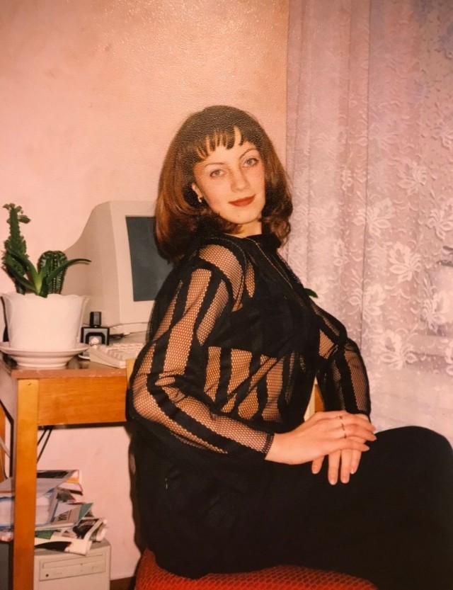 Девчата из 90-х и 00-х