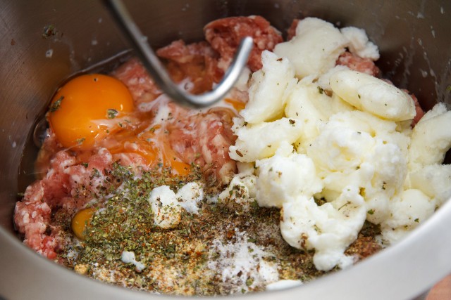 Легендарный немецкий фастфуд "Карривурст с картофелем фри"